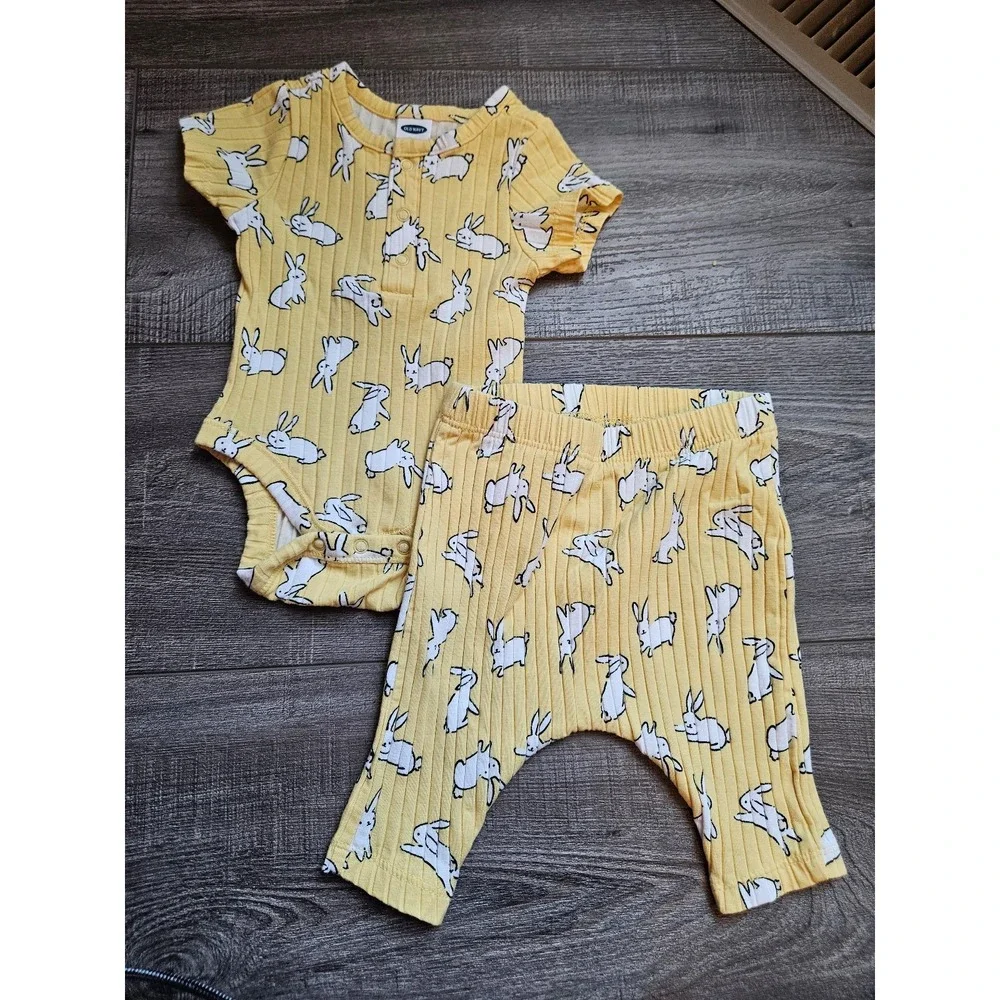 Old navy‎ baby boy ribbed outfit 0-3 mos